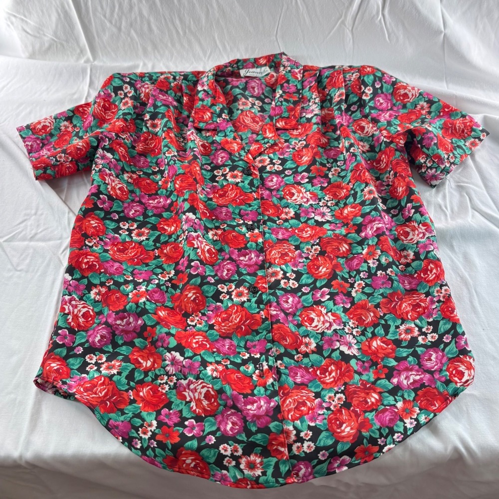 Joanna Vintage 90s Floral Rose Print Button Down‎ Shirt Red Pink Made in USA
